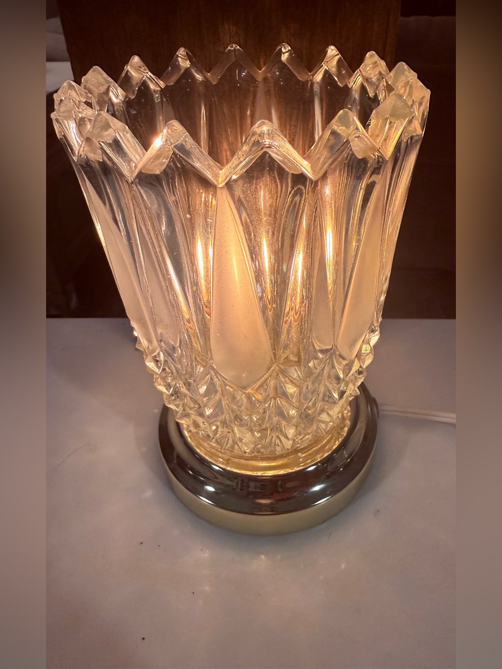 Clear Crystal-Style Table Lamp with Gold-Tone Base